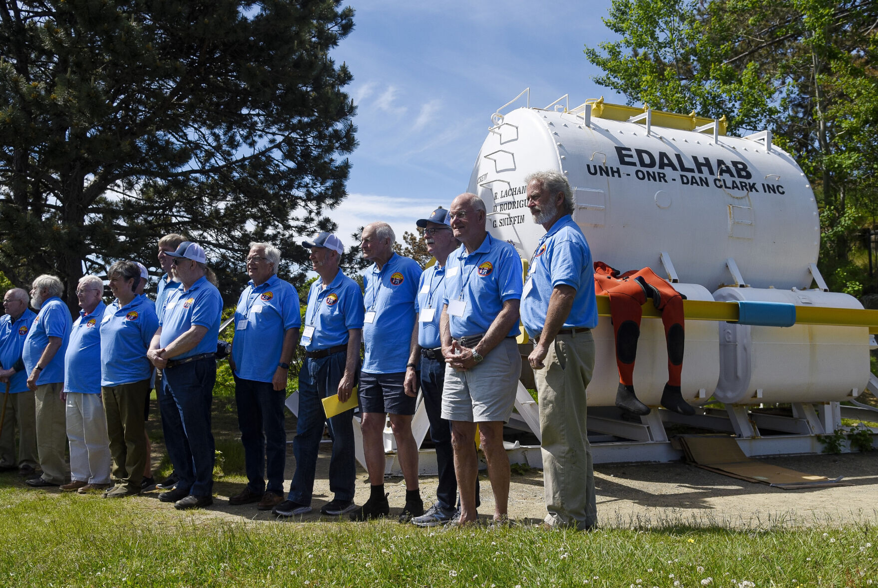 Submersible lab